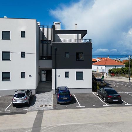 Apartment Artemis Zadar Bagian luar foto