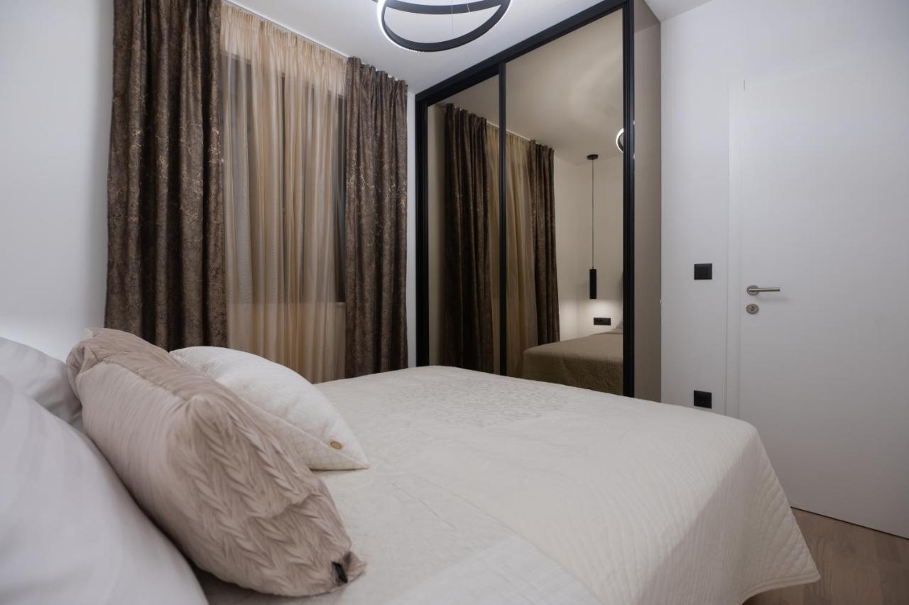 Apartment Artemis Zadar Bagian luar foto