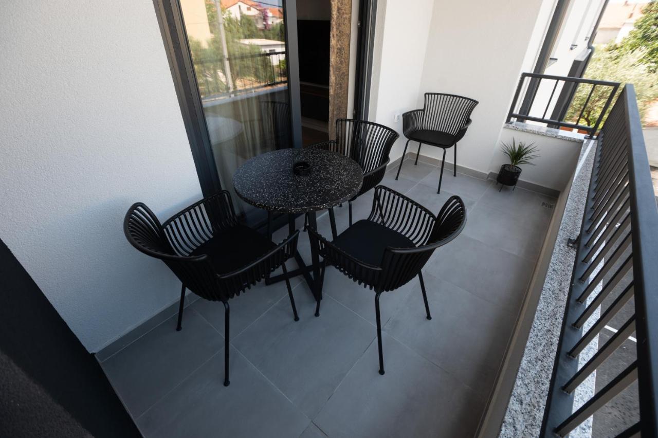 Apartment Artemis Zadar Bagian luar foto